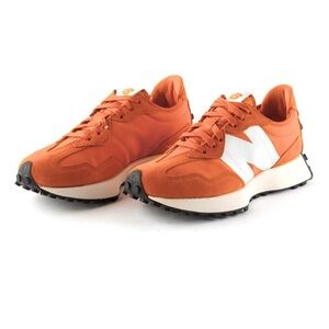 NEW BALANCE authentic 327 Mens Shoes size 8 women size 9.5 in good condition